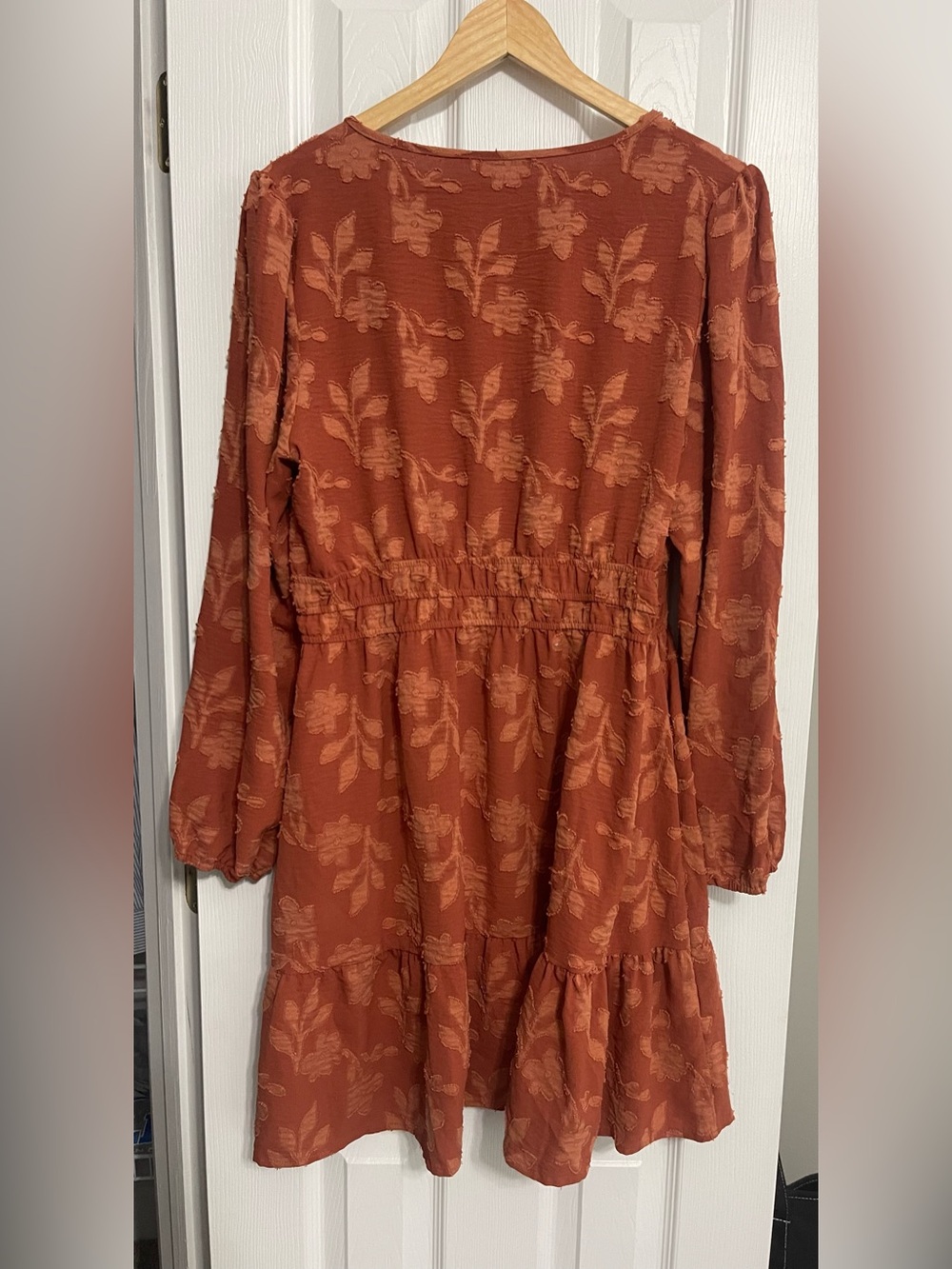 Women’s Simplee Rust Floral Burnout V-Neck Dress with pockets - Picture 6 of 7